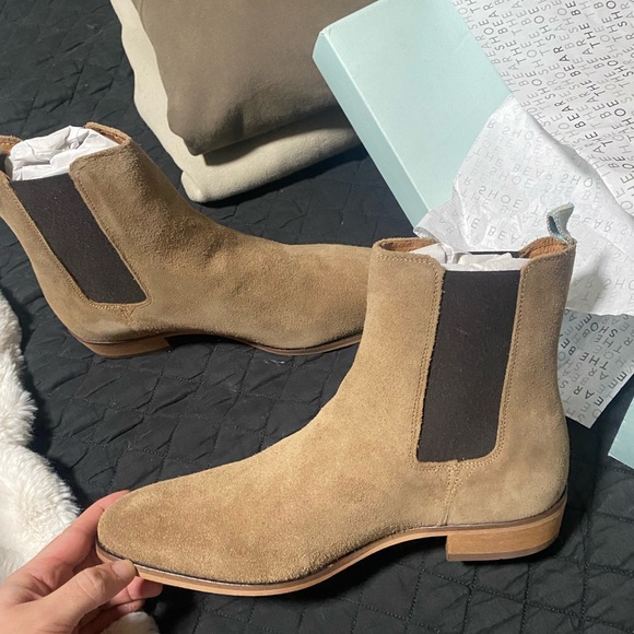 The shoe bear size US 9. Fits like a 9.5. Brand new - Picture 10 of 13